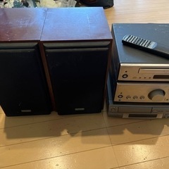 アンプ、スピーカー、CDはVictor、カセットはソニー