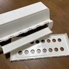 ニトリ 配線ボックス テーブルタップステーション  配線隠し ケーブルボックスの画像
