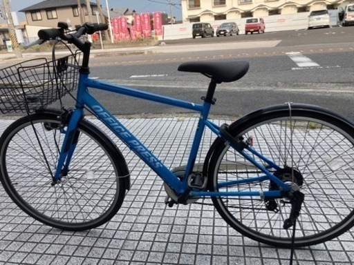 【クロスバイク】700x32cタイヤ　7段変速付　チェーン新品❗️泥除け、前カゴ付　若林自転車　唐崎店　SALE中❗️