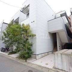 【初期費用23700円‼】大人気デザイナーズ&メゾネットタイプ♪...