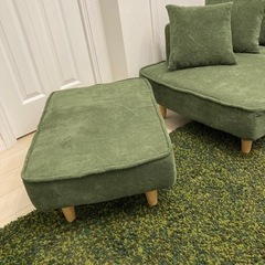 コーデュロイ　カーキ　ソファの画像