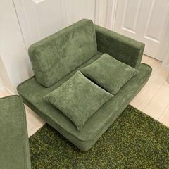 コーデュロイ　カーキ　ソファの画像