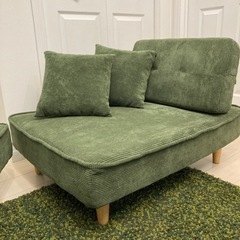 コーデュロイ　カーキ　ソファの画像