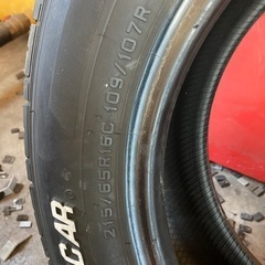 215\65r16 109/107R グットイヤー　ホワイトレターの画像