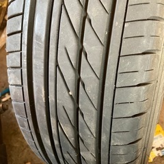 215\65r16 109/107R グットイヤー　ホワイトレターの画像