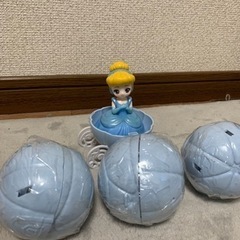 ディズニー　シンデレラ　フィギュア