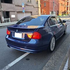 BMWアルピナ　D3ビターボリムジン　リミテッドエディション　30台限定　H23　車検7/11　走行72000ｋ　社外ＨＤＤナビフルセグＴＶ　カラーサイド＆バックカメラ　ＥＴＣ　サンルーフ　黒革シート　専用シート＆19ＡＷ　禁煙車　記録簿の画像