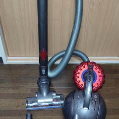 ※商談中※　★引き渡し日の条件あり★【動作確認済】dyson DC46 掃除機の画像
