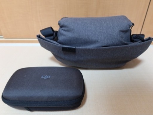 DJI Mavic Air コンボ（コントローラー、予備バッテリー、予備プロペラ、専用ケース付き）
