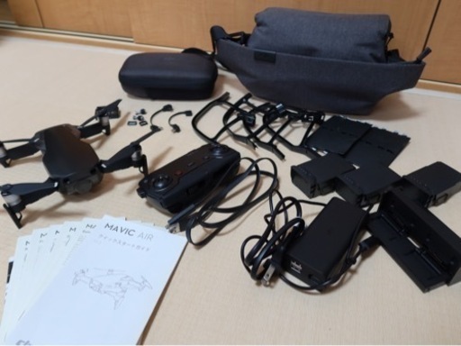 DJI Mavic Air コンボ（コントローラー、予備バッテリー、予備プロペラ、専用ケース付き）