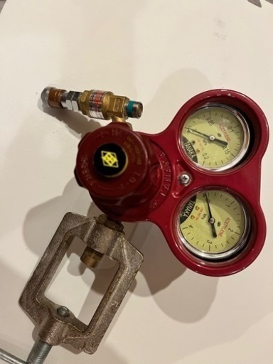 酸素、アセチレン調整機、鉄板吊り、ガスホース10m×2