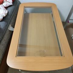 決まりました【中古】ガラス付きテーブル