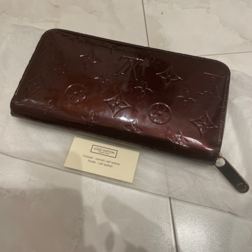 売り切れました美品　ルイヴィトン　ヴェルニ　ジッピーウォレット　長財布