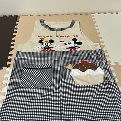 エプロンです。　お話中