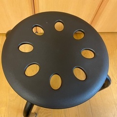 丸椅子（600/椅子2脚）の画像
