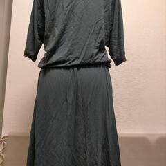 ユニクロ イージーワンピ 群青色 サイズMの画像