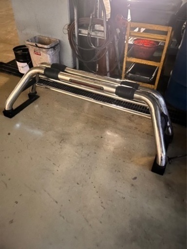 ハイラックス　荷台ロールバー