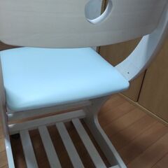 学習イス 女の子 綺麗の画像