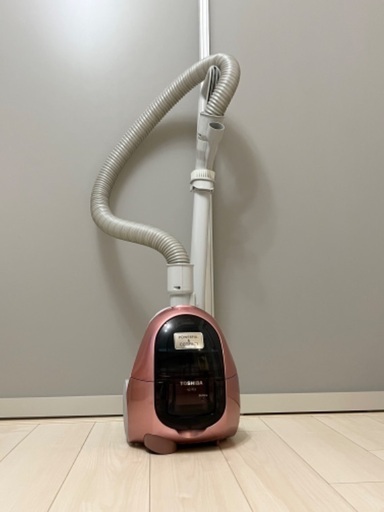 TOSHIBA製 紙パック式掃除機