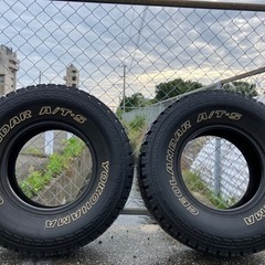 タイヤ2本(ヨコハマジオランダー)の画像