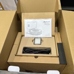 【店頭お渡し】　値下げしました。USED美品　ロボ型クリーナー　ｉＲｏｂｏｔ　Ｒｏｏｍｂａ　i5+  クリーンベース付　2023年3月発売ﾓﾃﾞﾙの画像