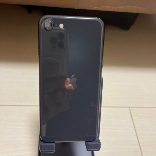 iPhoneSE2 64G ブラック(付属品なし)