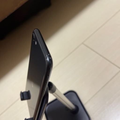 iPhoneSE2 64G ブラック(付属品なし)
