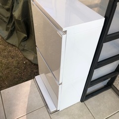 【受渡決定】ゴミ箱　ホワイト　2段　ペダル式の画像