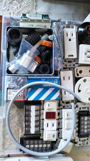 第二種電気工事士技能試験練習用器材（ケーブル・電線以外）