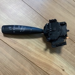 スズキ　ハスラー ワイパーハンドル