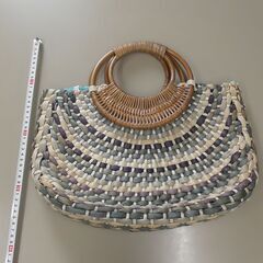 バッグ（かご）　1個