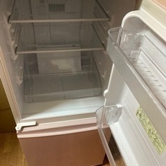 美品　シャープ製　冷蔵庫　単身者　2台目の画像
