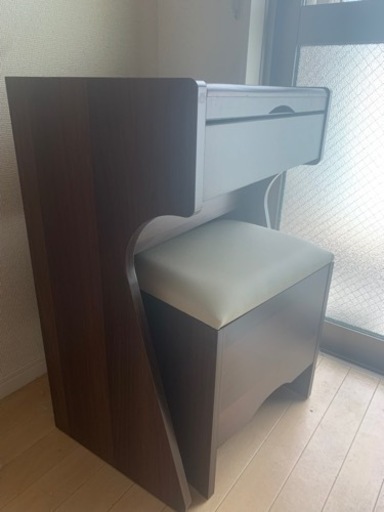 ドレッサー