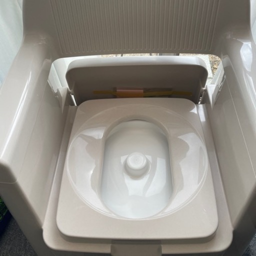介護用　ポータブルトイレ