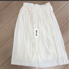 白プリーツスカート の画像