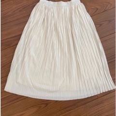 白プリーツスカート 