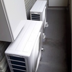 【エアコン専門店】取付工事・分解クリーニング − 東京都