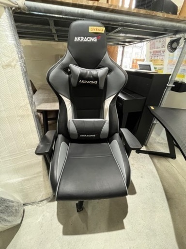 【AKRACING】ゲーミングチェア、クリーニング済、管理番号12208