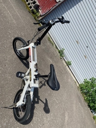 スライダー自転車！！値下げ！！縦に縮む折り畳み！！16インチ