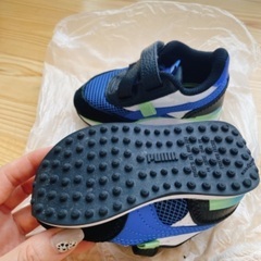 1～2歳半ぐらいまでの帽子や服の画像