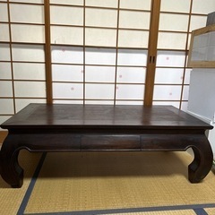 猫足テーブル