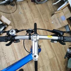 [受渡し完了しました] こんなに安いのに更に神奈川ペイで20%ポイントバックです。GIANT エスケープR DISC の現行モデルが特価です。の画像