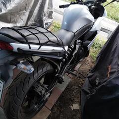 カワサキ400r2011年の画像