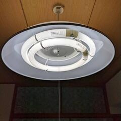 【無料】蛍光灯ペンダントライトの画像