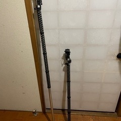 車用　釣竿ホルダー　ロッドホルダー　伸縮式バー