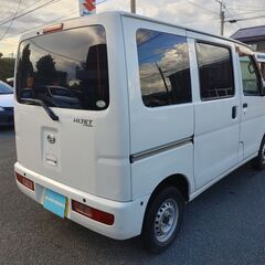 人気のハイゼットバン！！　H22式　距離少ない5.3万KM　車検R6年4月迄　5速マニュアル　両側スライドドア　リア障害物センサー　ETC　ナビ　エアコン良好　安心のタイミングチェーン車の画像