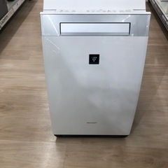 SHARPの加湿空気清浄機です。の画像