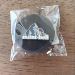 モンベル　会員配布　ピンバッジ