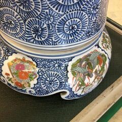 中国飾り壺　蓋台座付き　蓋裏補修有の画像
