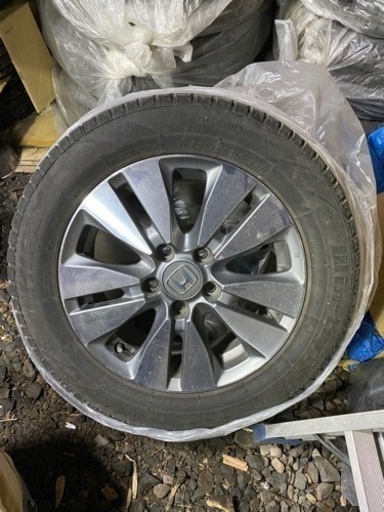 値下げしました。ホンダ　ステップワゴン　純正　アルミホイール　スタッドレス 16インチ